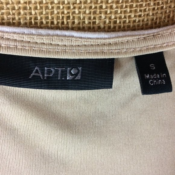 **SOLD** White Sheer Overlay Sleeveless Dress Sz S - Picture 6 of 8